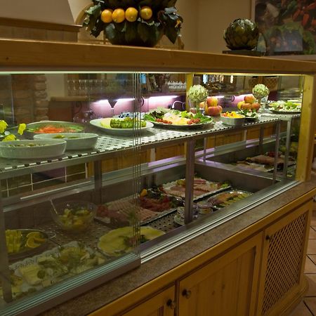 Hotel Speeter Weisenheim am Berg Εξωτερικό φωτογραφία