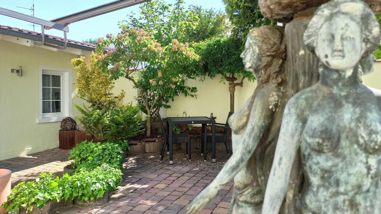Hotel Speeter Weisenheim am Berg Εξωτερικό φωτογραφία
