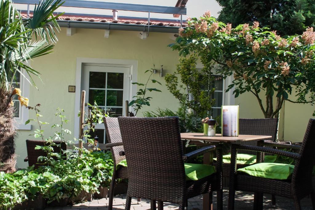 Hotel Speeter Weisenheim am Berg Εξωτερικό φωτογραφία