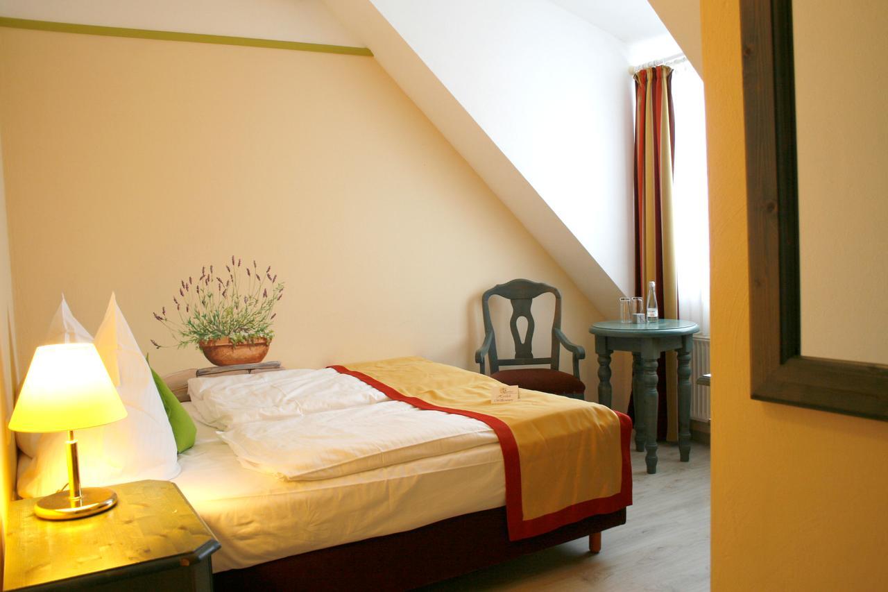 Hotel Speeter Weisenheim am Berg Εξωτερικό φωτογραφία